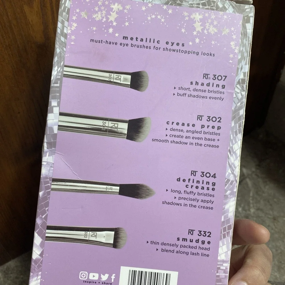 Real Techniques Metallic Eyes Makeup Brush Set 4 Piece New In Package‎